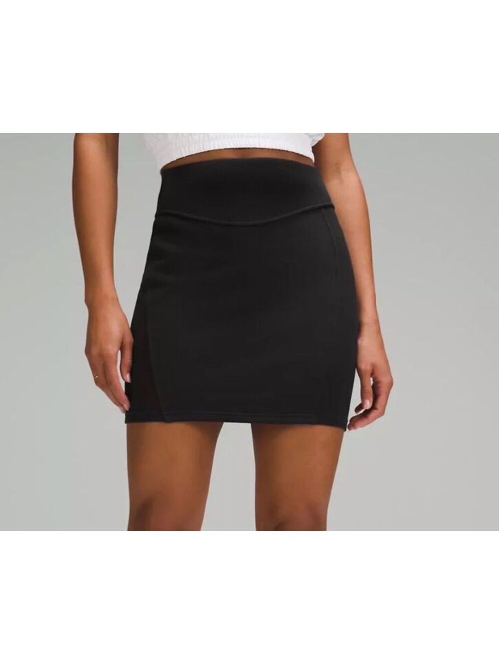 NWT Lululemon HR Mini Scuba Skirt Small